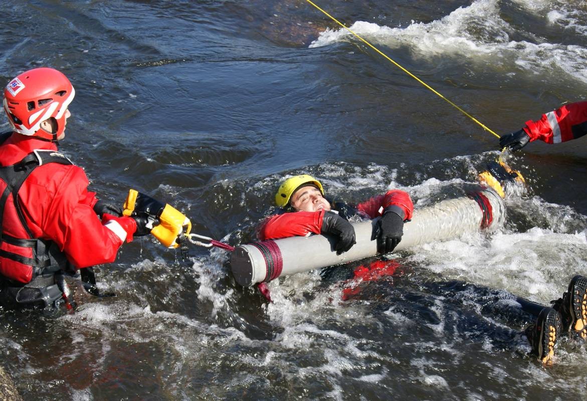 Swiftwater & Flood Rescue Technician Advanced - Water